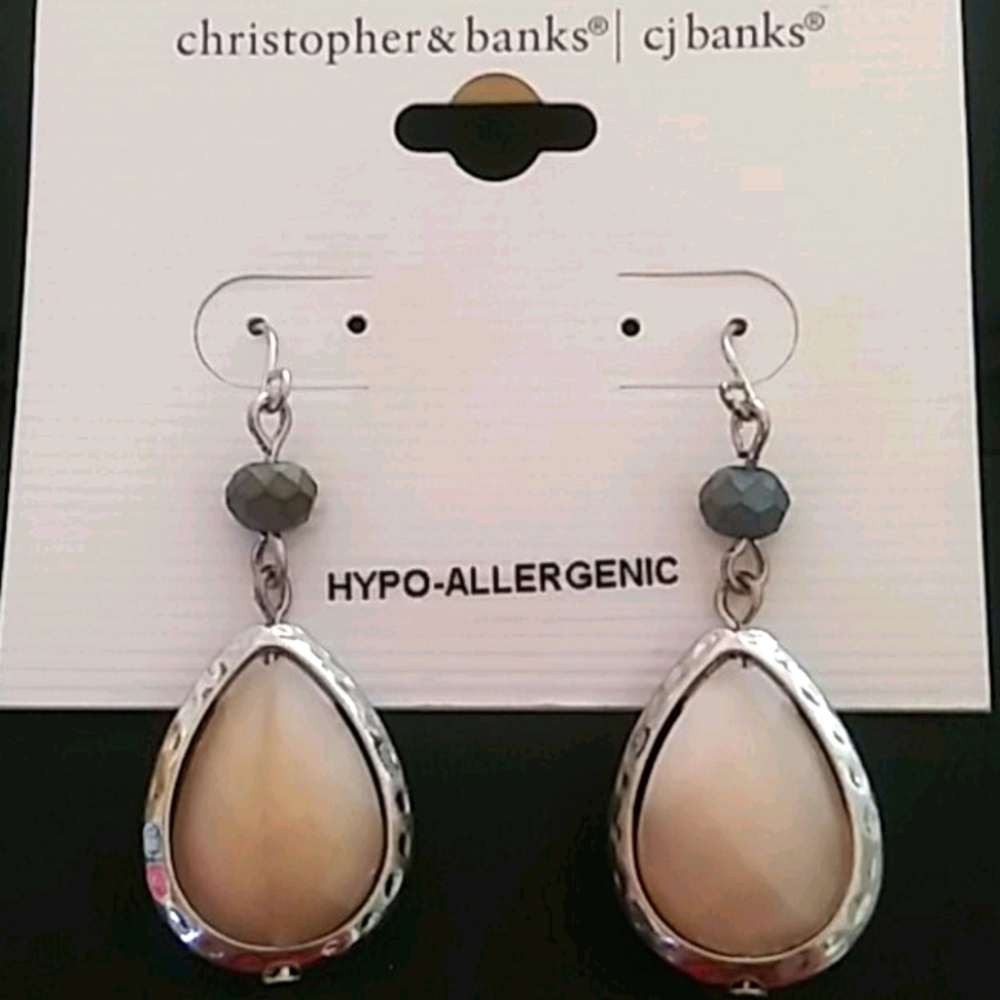 Christopher & Banks dangling earrings